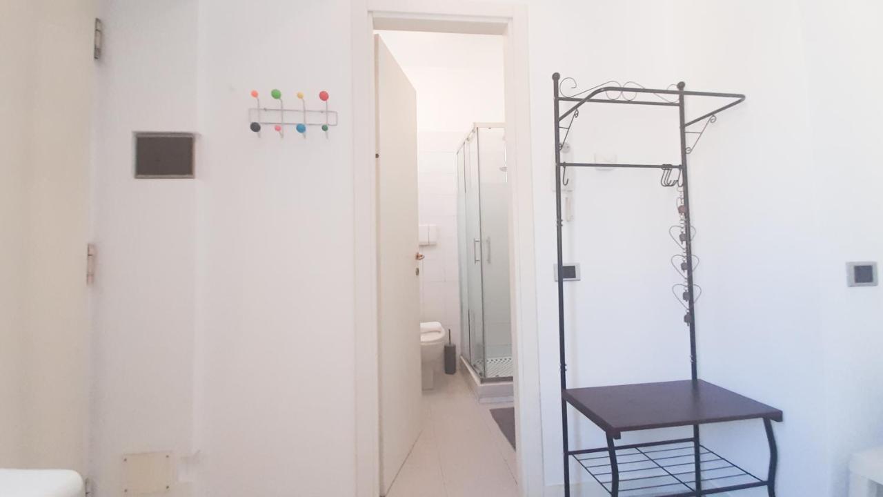 Joivy Light Isola Studio Milano Exteriör bild